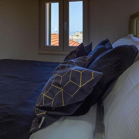 Hrpina Heritage House Makarska Bagian luar foto