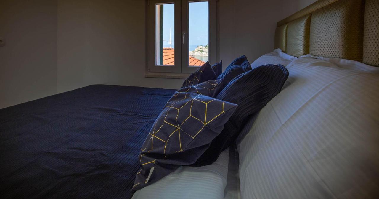 Hrpina Heritage House Makarska Bagian luar foto