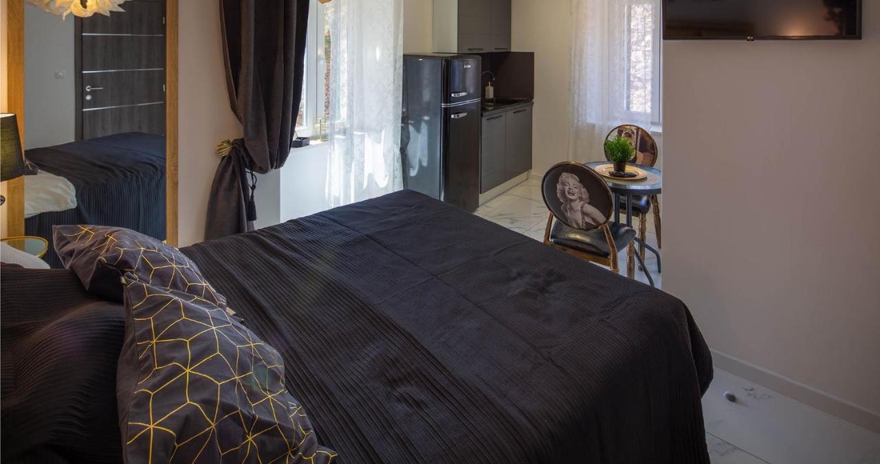 Hrpina Heritage House Makarska Bagian luar foto