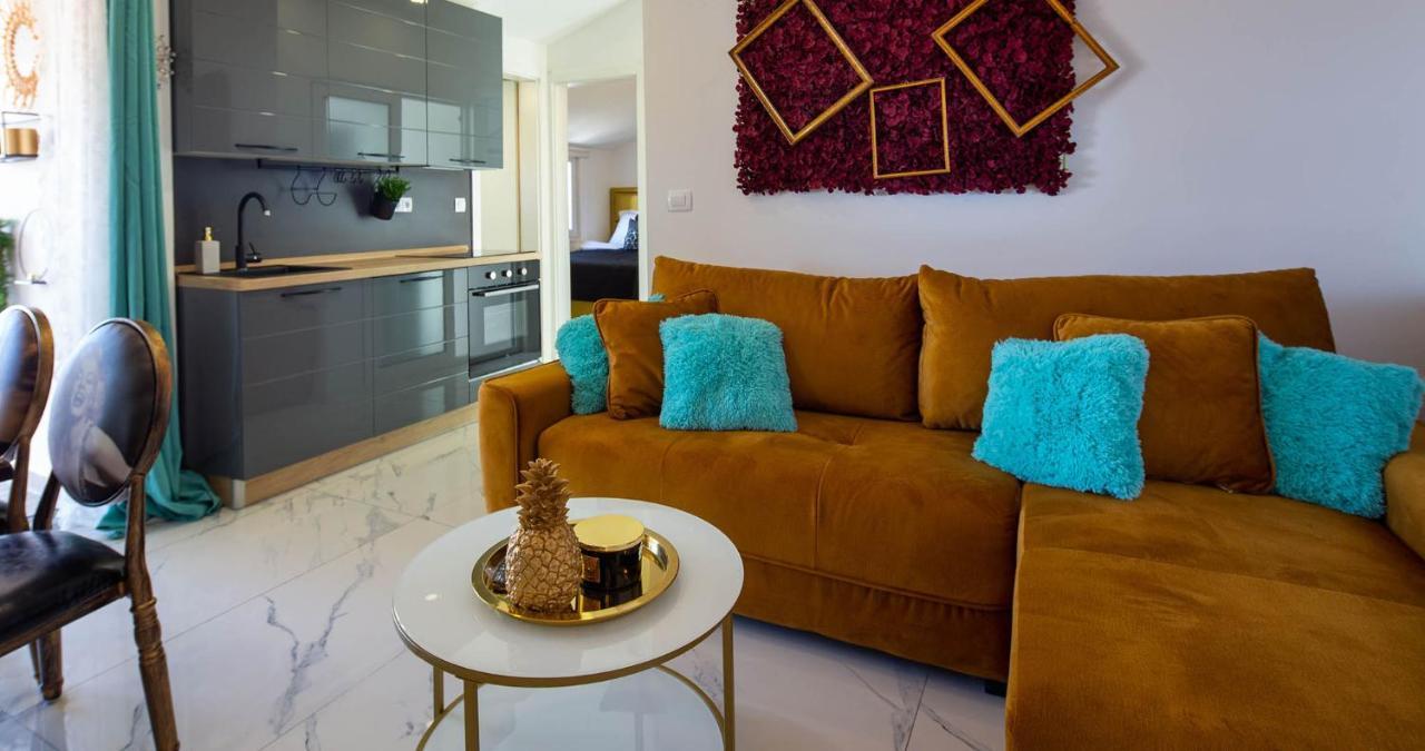 Hrpina Heritage House Makarska Bagian luar foto